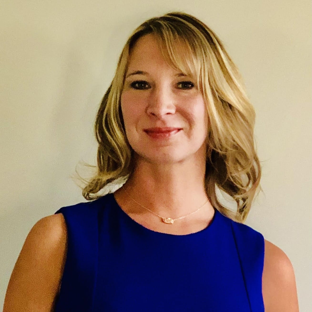 headshot of julie vasic, director of human resources at bayshore properties